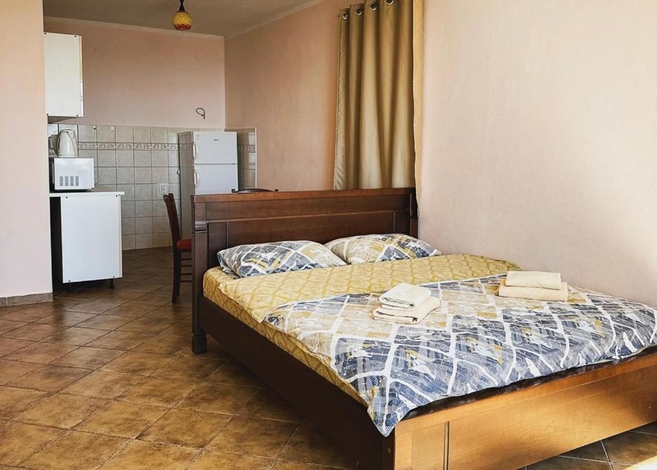 Green Line Guesthouse 巴尔 外观 照片