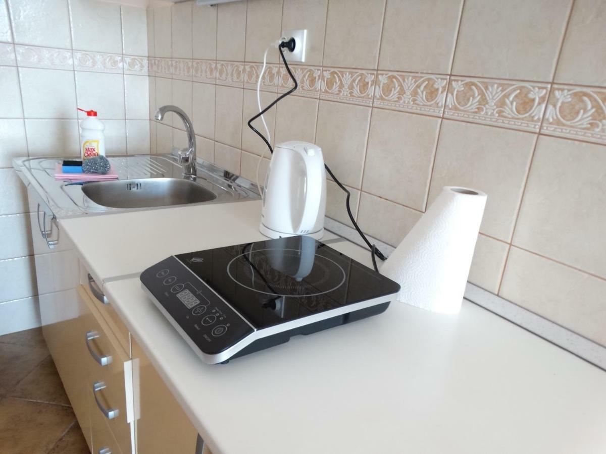 Green Line Guesthouse 巴尔 外观 照片